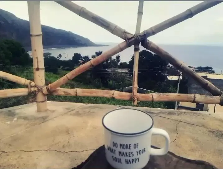 Kaza Ladera Bed & Breakfast Seladinha